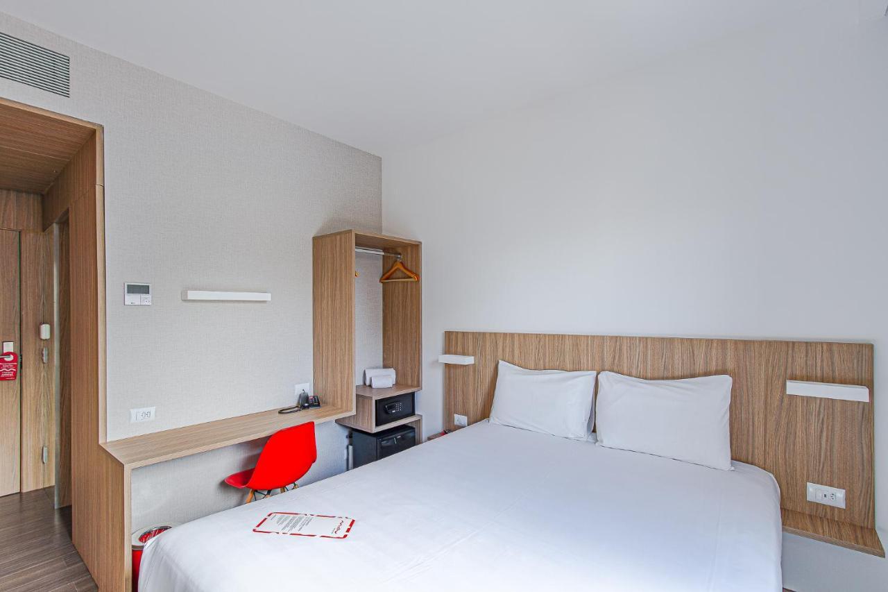 Hotel Moov Куритиба Екстериор снимка