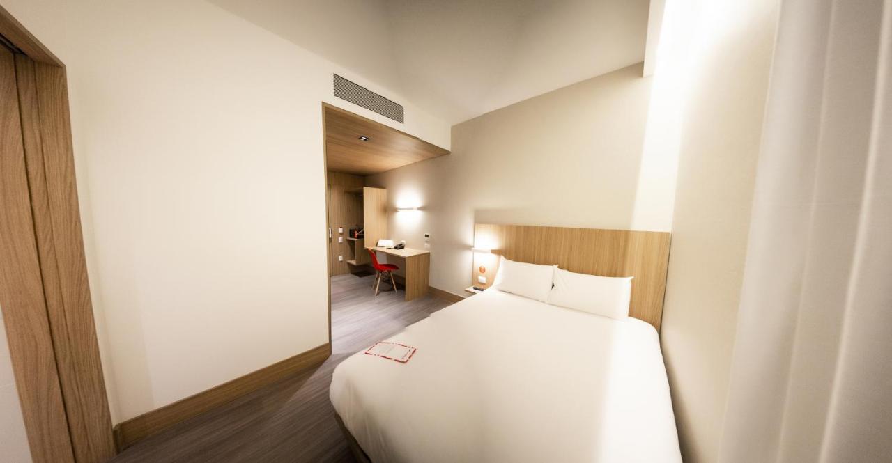 Hotel Moov Куритиба Екстериор снимка